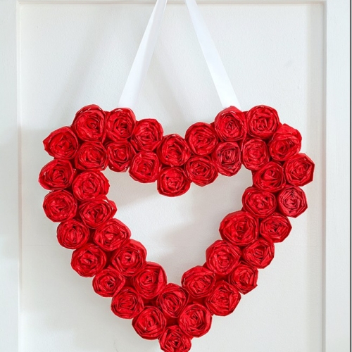 25 Valentine Heart Crafts - Valentine Wreath by It All Started With Paint