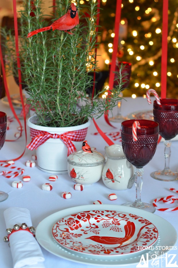 Candy-cane Christmas table setting