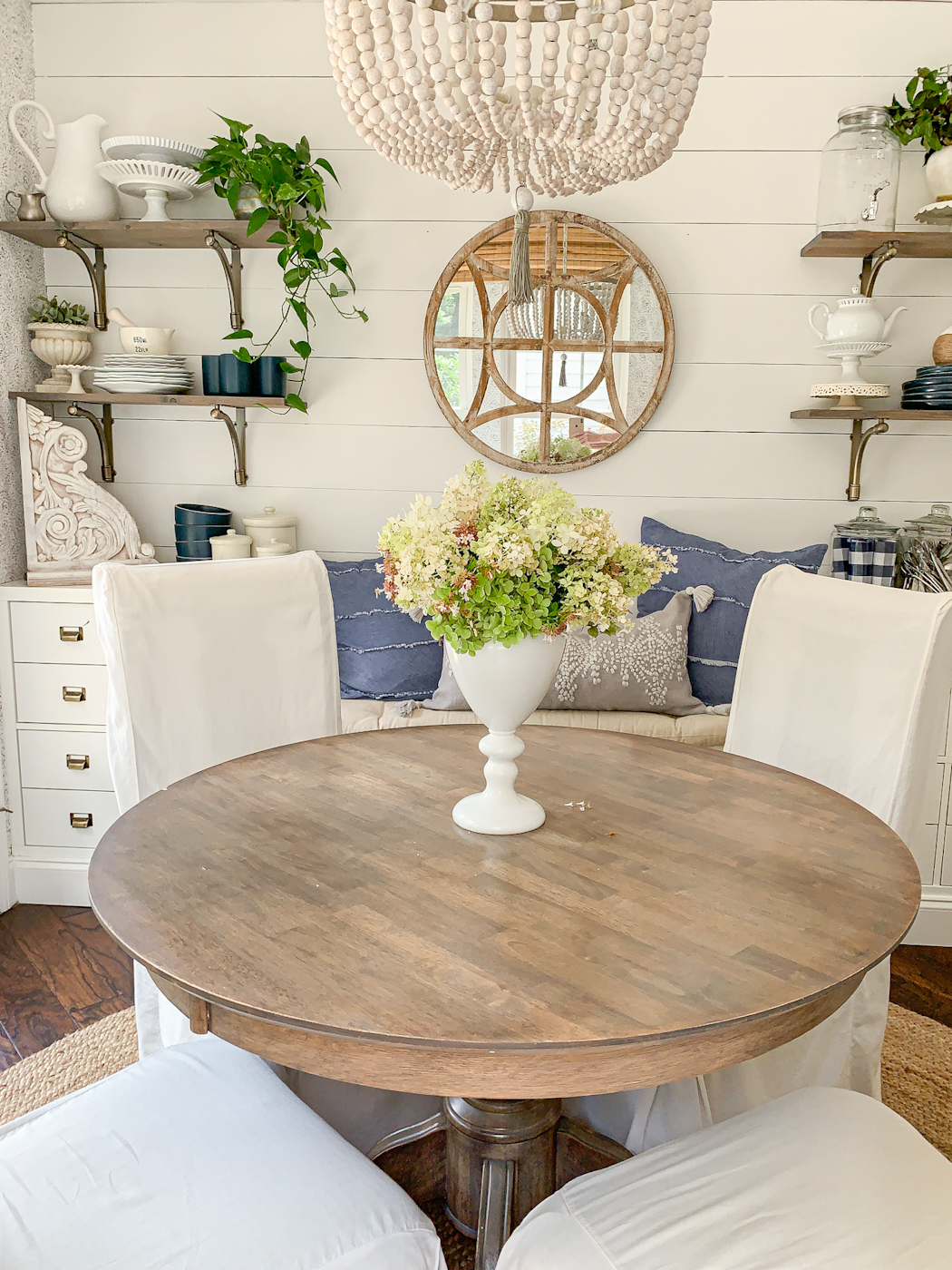 serena and lily wallpaper breakfast room